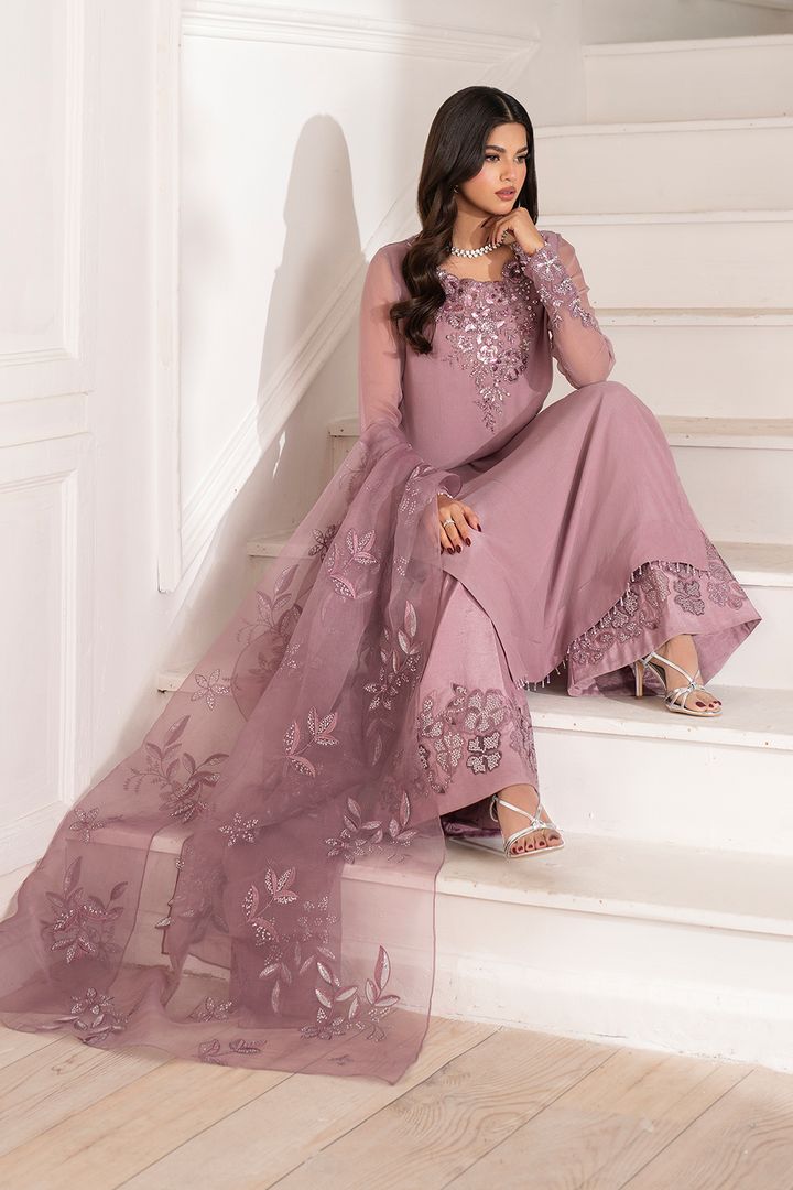 Premium  Pink  Embroidered 3PCS Suit