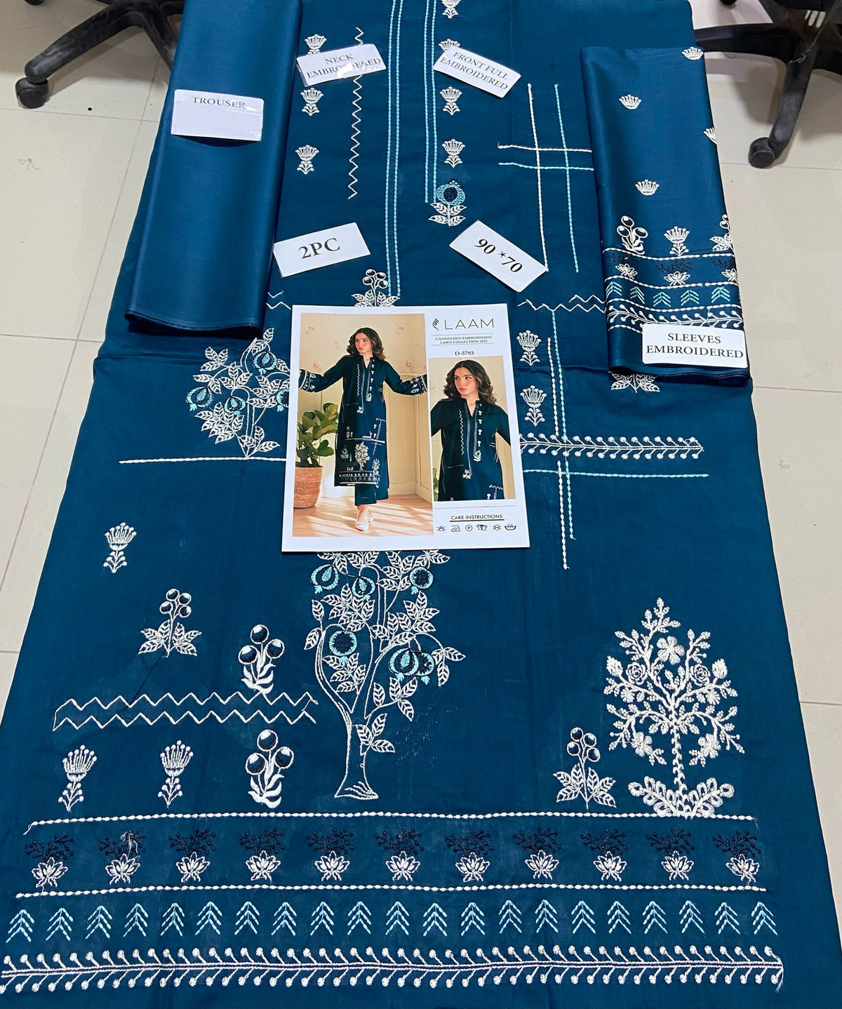 Embroidered Blue & Purple Lawn 2PCS Suit